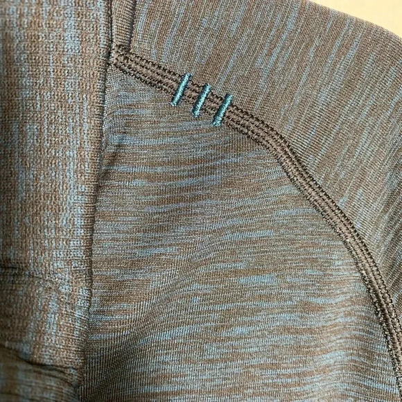 Lululemon Metal Vent Tech 1/2 Zip Pullover Mens Large Blue Long Sleeve - Picture 4 of 11